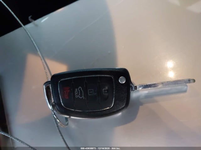 KM8SMDHFXFU089487 Hyundai Santa Fe Gls