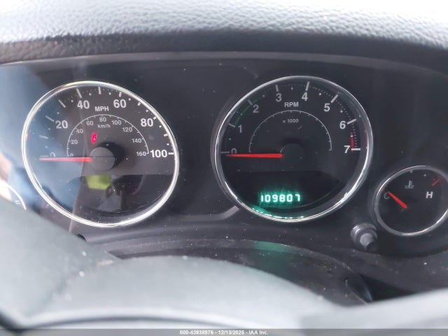 1C4BJWDG7EL149396 Jeep Wrangler Unlimited Sport