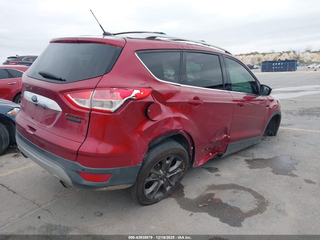 1FMCU0JX0EUA37736 Ford Escape Titanium