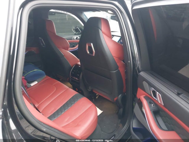 2024 BMW X5 M 5YM13ET05R9V08842 Photo 7