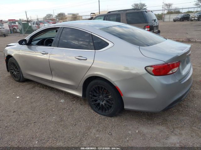 2015 CHRYSLER 200 1C3CCCFB0FN682358 Photo 2