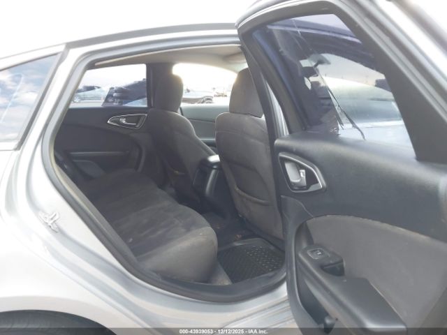 2015 CHRYSLER 200 1C3CCCFB0FN682358 Photo 7