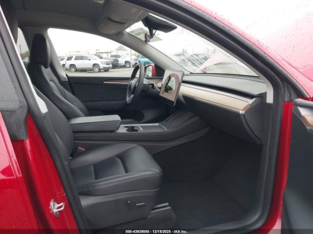 2023 TESLA MODEL Y 7SAYGDEE1PF714681 Photo 4