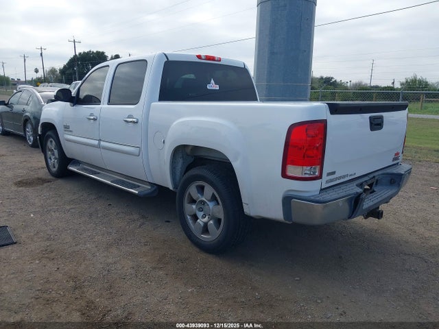 2011 GMC SIERRA 1500 3GTP1VE06BG352709 Photo 2