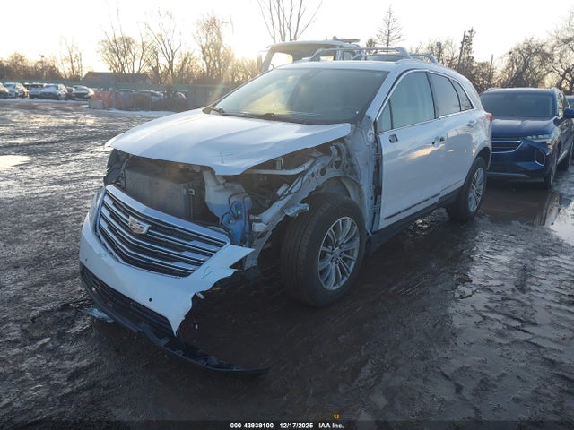 2018 CADILLAC XT5 1GYKNCRSXJZ177579 Photo 1