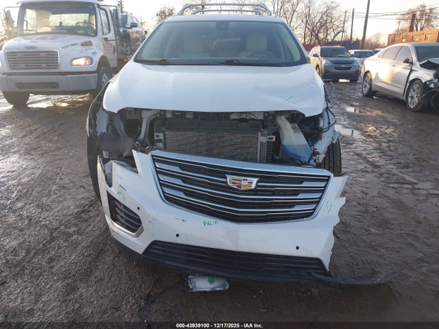 2018 CADILLAC XT5 1GYKNCRSXJZ177579 Photo 5
