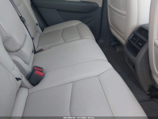 2018 CADILLAC XT5 1GYKNCRSXJZ177579 Photo 7