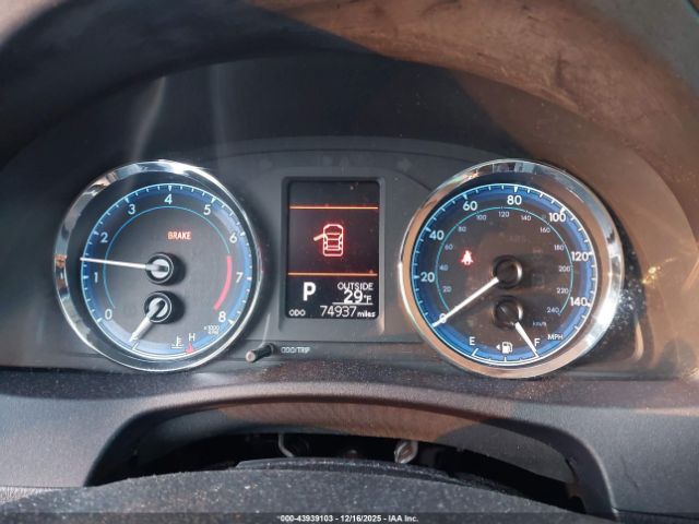 2018 TOYOTA COROLLA 2T1BURHE1JC096472 Photo 6