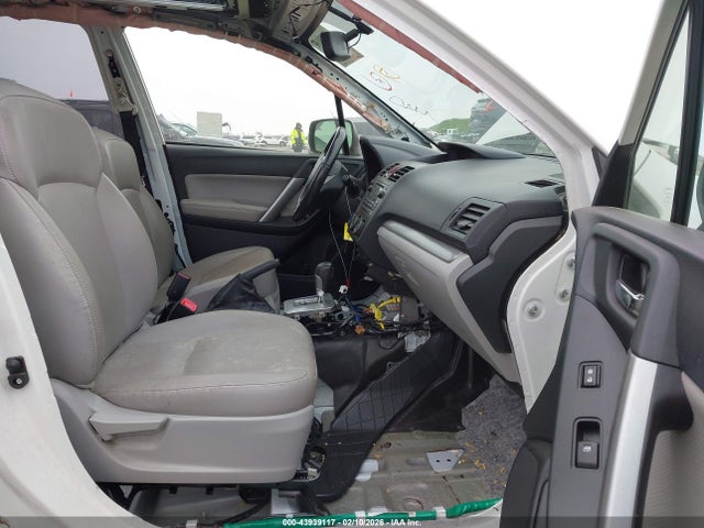 JF2SJAHC1EH428244 Subaru Forester 2.5i Limited