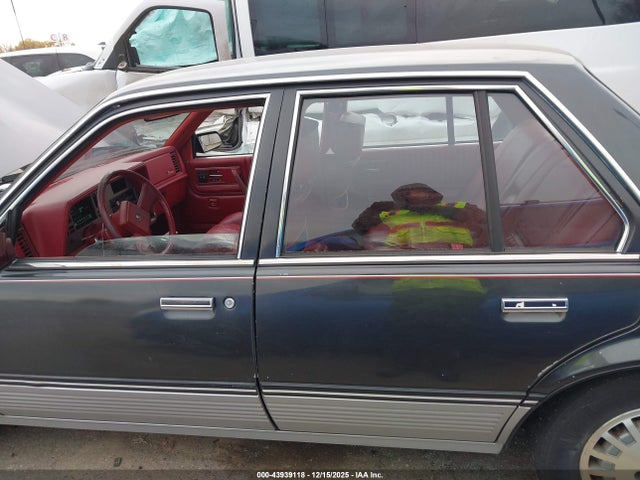 1988 CADILLAC CIMARRON 1G6JG51W9JJ503704 Photo 5
