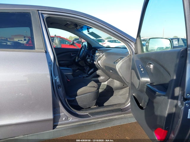 KM8JT3AF1EU888558 Hyundai TUCSON GLS