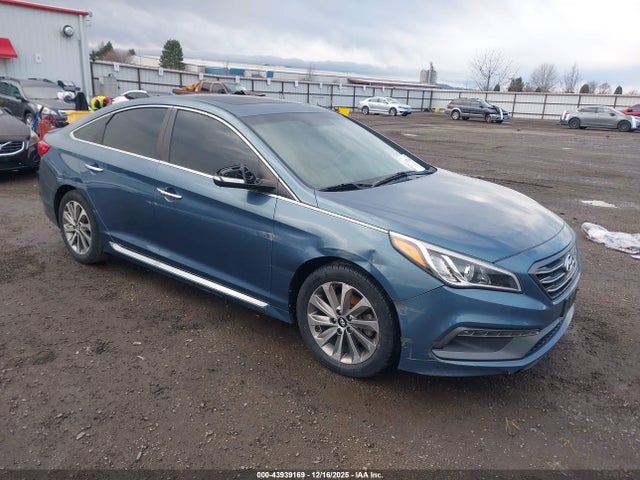 Hyundai Sonata Sport 2016 5NPE34AF4GH413317 main image