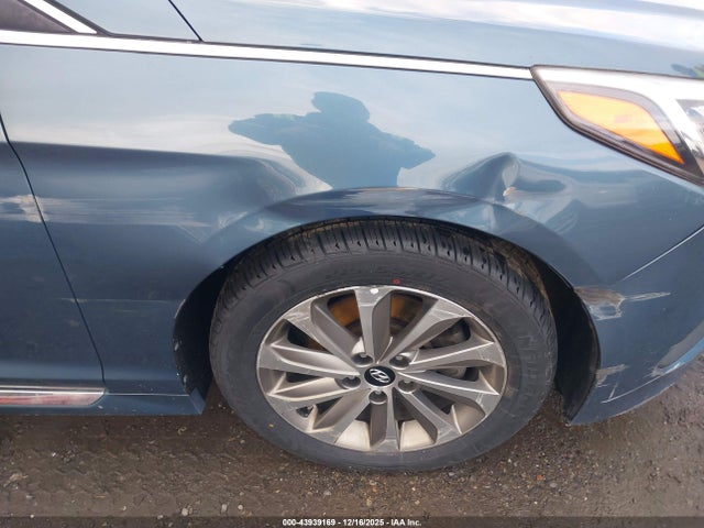Hyundai Sonata Sport 2016 5NPE34AF4GH413317 Image 17