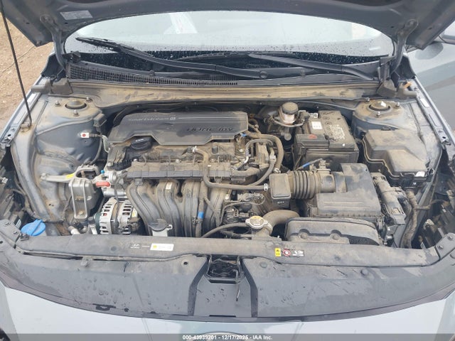 KMHLS4AG6MU132717 Hyundai ELANTRA SEL