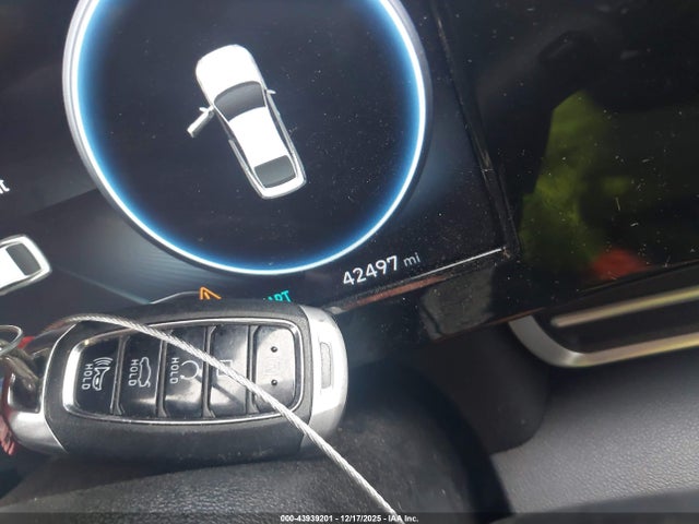KMHLS4AG6MU132717 Hyundai ELANTRA SEL