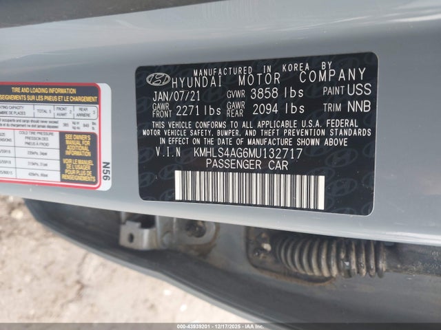 KMHLS4AG6MU132717 Hyundai ELANTRA SEL