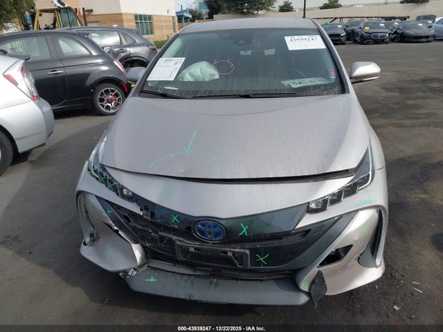 JTDKAMFP5M3191405 Toyota Prius Prime Xle