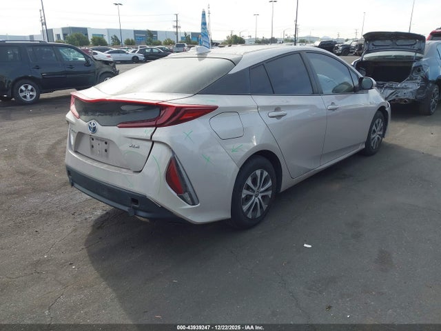 JTDKAMFP5M3191405 Toyota Prius Prime Xle