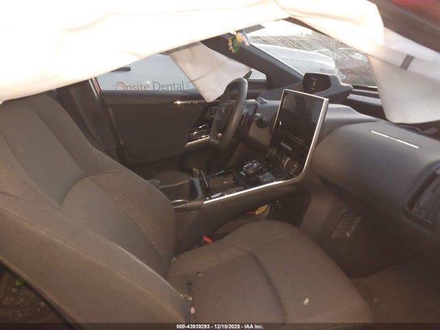 Subaru Solterra Premium 2024 JTMABABA8RA060514 Image 5