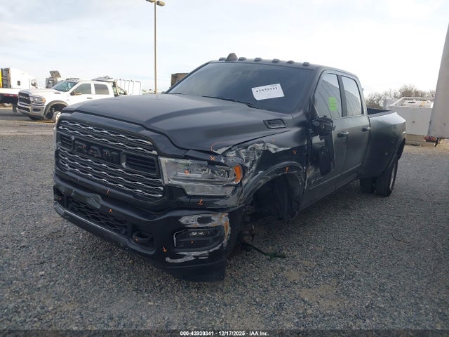 43939341 :رقم المزاد ، 3C63RRRL4RG189594 vin ، 2024 Ram 3500 Limited  4x4 8' Box مزاد بيع