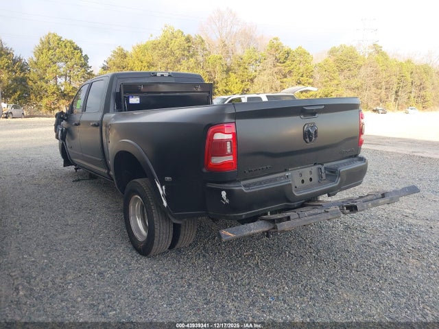 43939341 :رقم المزاد ، 3C63RRRL4RG189594 vin ، 2024 Ram 3500 Limited  4x4 8' Box مزاد بيع