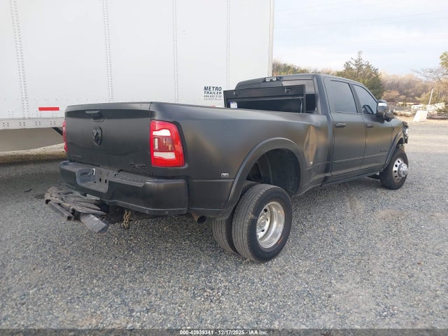 43939341 :رقم المزاد ، 3C63RRRL4RG189594 vin ، 2024 Ram 3500 Limited  4x4 8' Box مزاد بيع