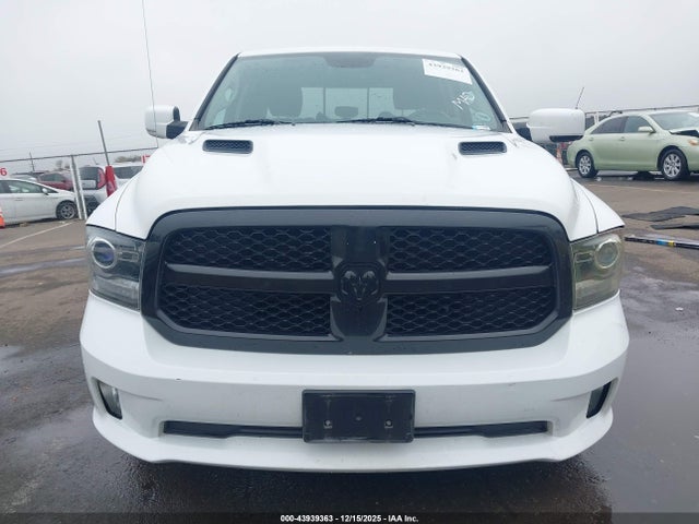 1C6RR7MTXHS851238 RAM 1500 Night 4x4 5&#039;7 Box