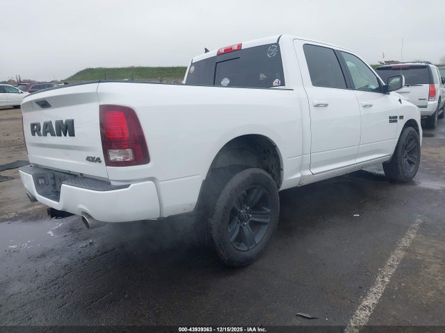 1C6RR7MTXHS851238 RAM 1500 Night 4x4 5&#039;7 Box