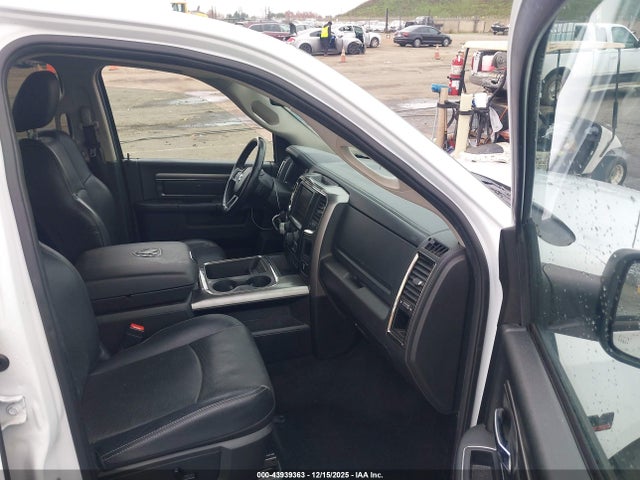 1C6RR7MTXHS851238 RAM 1500 Night 4x4 5&#039;7 Box