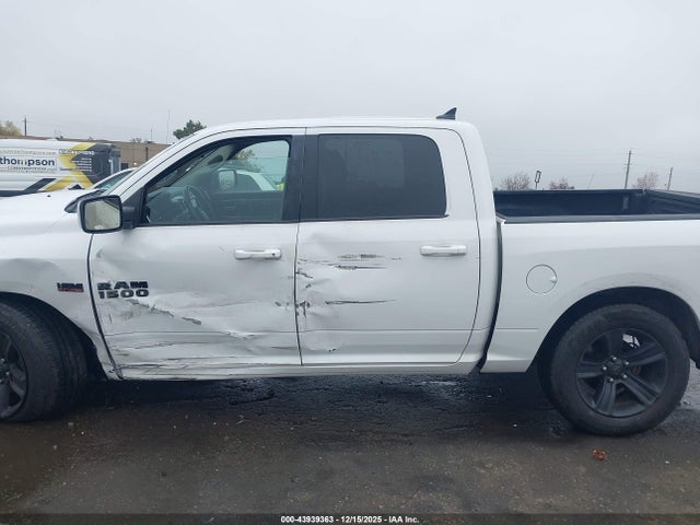 1C6RR7MTXHS851238 RAM 1500 Night 4x4 5&#039;7 Box
