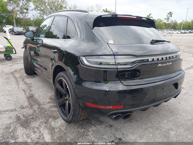2021 PORSCHE MACAN WP1AF2A51MLB60223 Photo 2