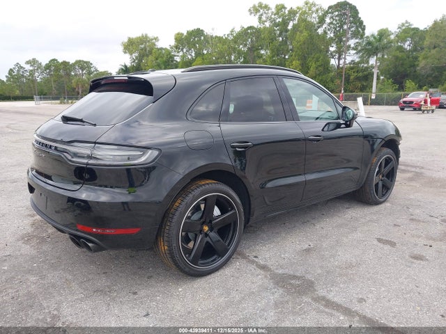 2021 PORSCHE MACAN WP1AF2A51MLB60223 Photo 3