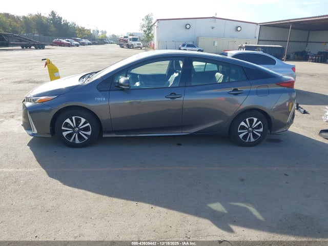 JTDKARFP8H3059578 Toyota Prius Prime Premium