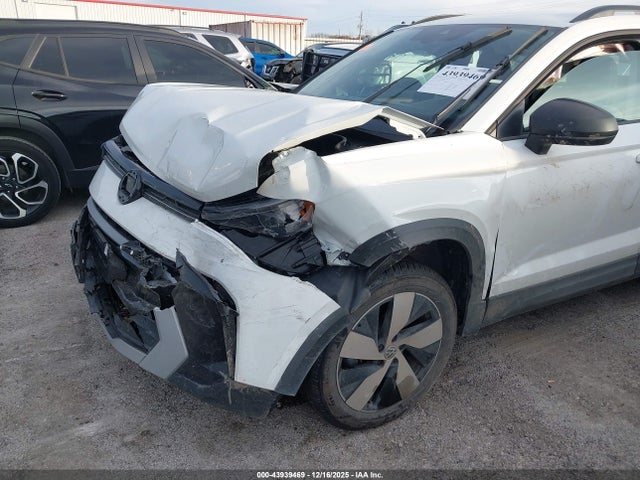Продаж на аукціоні авто 2025 Volkswagen Taos 1.5t S, vin: 3VV8C7B22SM047839, номер лоту: 43939469
