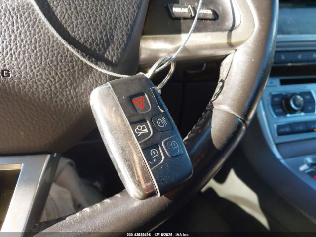 2013 JAGUAR XF SAJWJ0EF1D8S86020 Photo 10