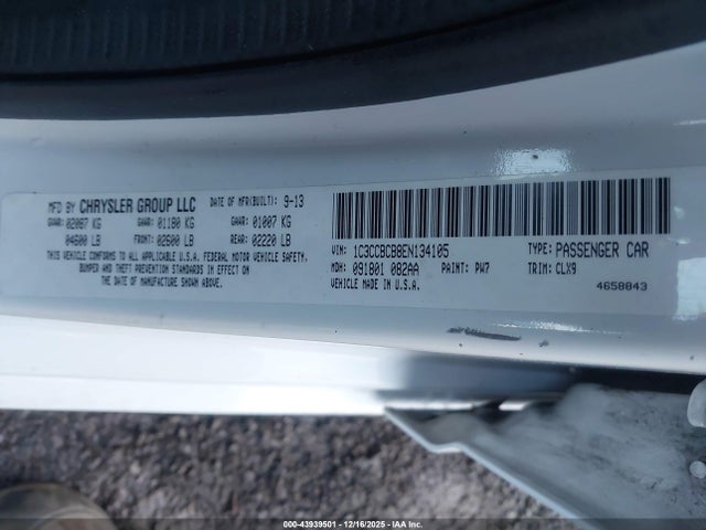 Chrysler 200 Limited 2014 1C3CCBCB8EN134105 Image 9