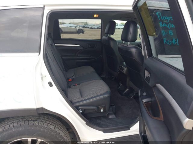 2018 TOYOTA HIGHLANDER 5TDZZRFH6JS286420 Photo 7