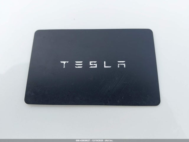 2023 TESLA MODEL Y 7SAYGDEE5PF633005 Photo 10