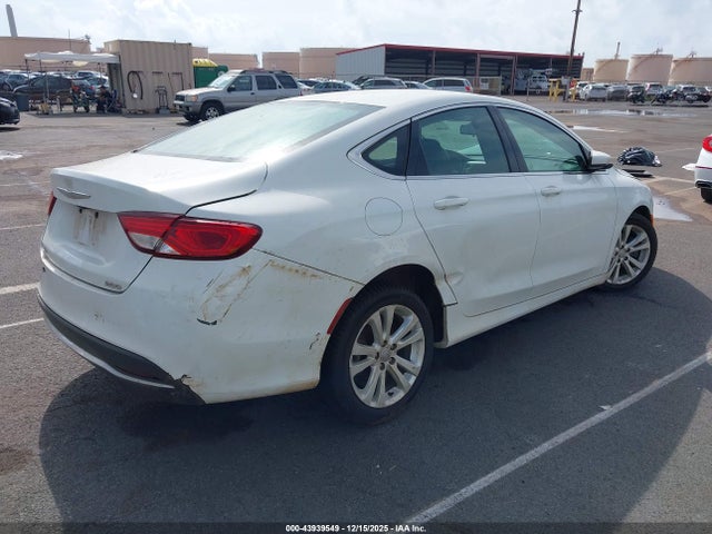 Chrysler 200 Limited 2016 1C3CCCAB5GN140620 Image 4