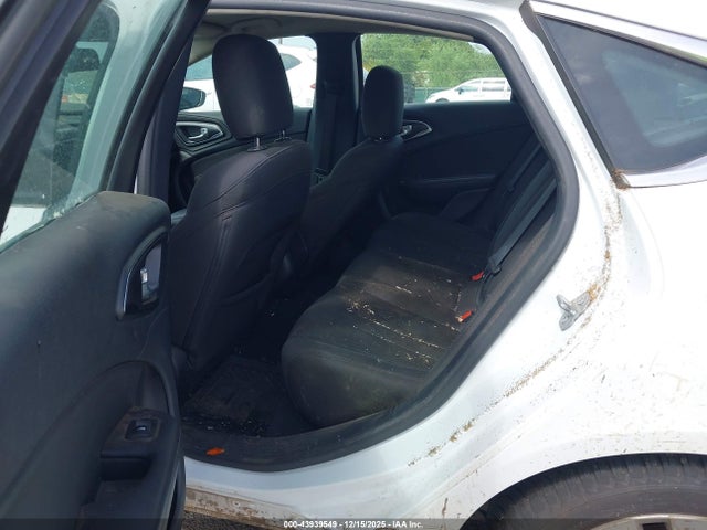 Chrysler 200 Limited 2016 1C3CCCAB5GN140620 Image 8