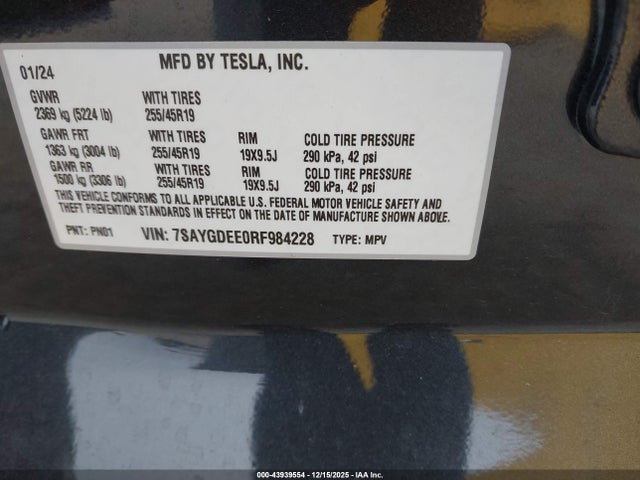 2024 TESLA MODEL Y 7SAYGDEE0RF984228 Photo 8