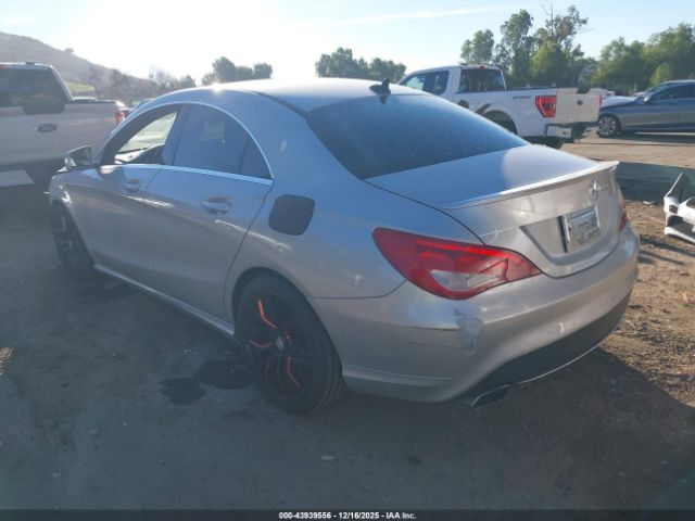 2016 MERCEDES-BENZ CLA 250 WDDSJ4EB6GN393674 Photo 2