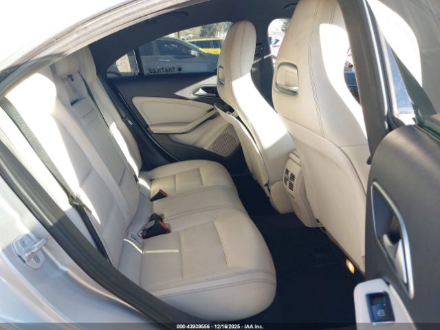 2016 MERCEDES-BENZ CLA 250 WDDSJ4EB6GN393674 Photo 7