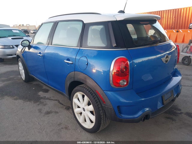 2012 MINI COOPER S COUNTRYMAN WMWZC3C54CWL86587 Photo 2
