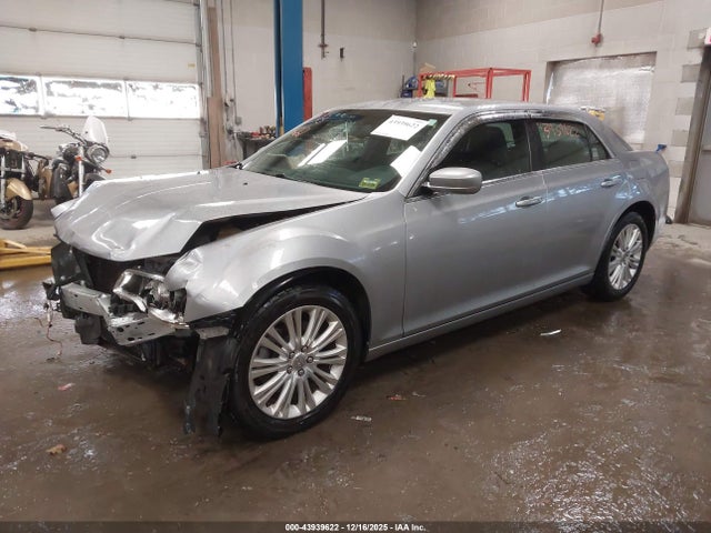 Продаж на аукціоні авто 2014 Chrysler 300, vin: 2C3CCARG6EH183910, номер лоту: 43939622