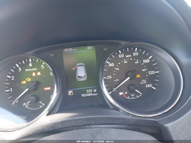 JN1BJ1CR3KW340655 Nissan Rogue Sport S