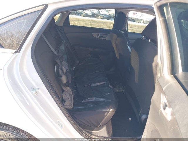 43939639 :رقم المزاد ، 3KPF24AD9LE220763 vin ، 2020 Kia Forte Lxs مزاد بيع