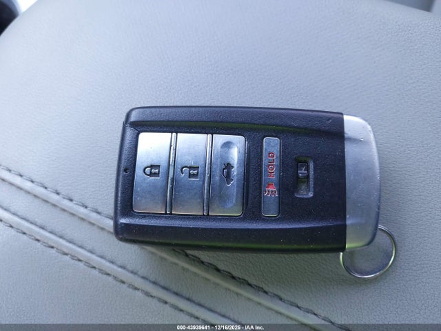 Acura TLX 2015 19UUB1F35FA025743 Image 11