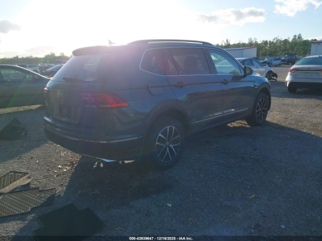 2021 VOLKSWAGEN TIGUAN 3VV3B7AX9MM108200 Photo 3