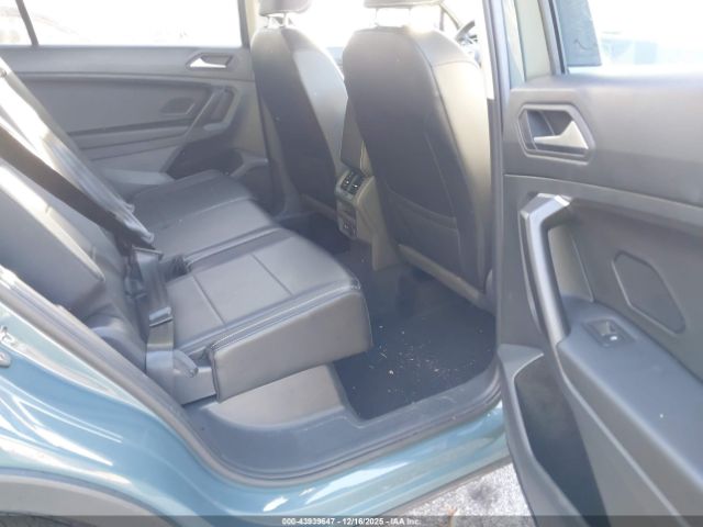 2021 VOLKSWAGEN TIGUAN 3VV3B7AX9MM108200 Photo 7